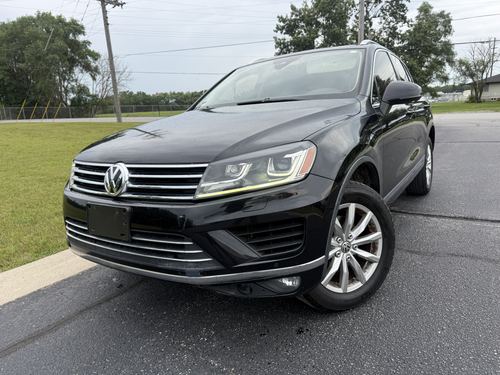 2016 VW Touareg — photo 18