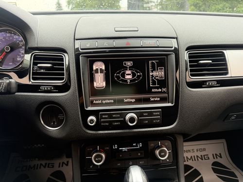 2016 VW Touareg — photo 21