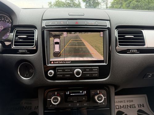 2016 VW Touareg — photo 22