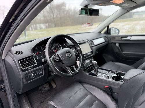 2011 VW Touareg V6 FSI, TDI, Hybrid — photo 23