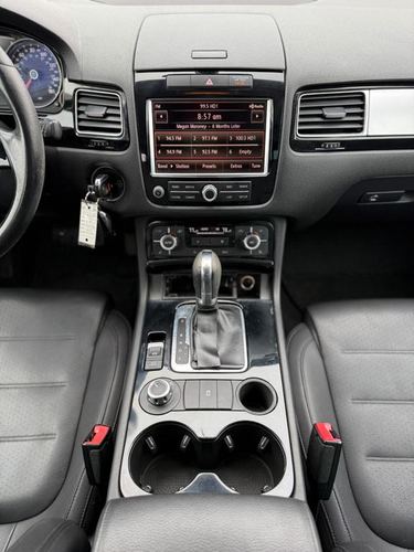 2011 VW Touareg V6 FSI, TDI, Hybrid — photo 28