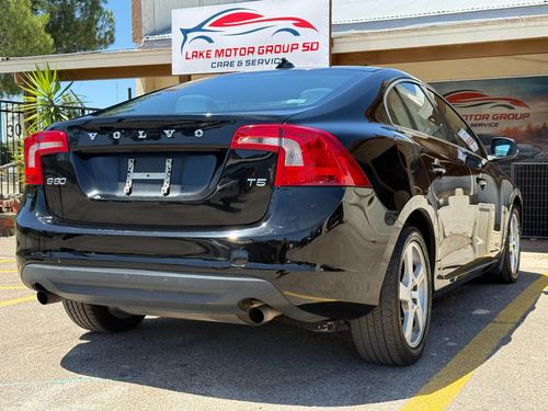 2012 Volvo S60 T5 — photo 9