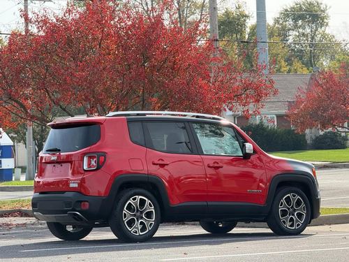 2015 Jeep Renegade — photo 8