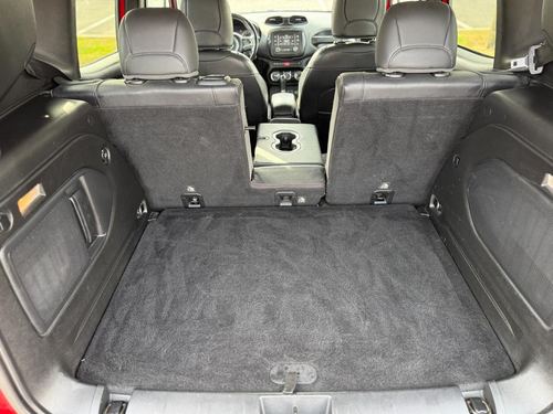 2015 Jeep Renegade — photo 40