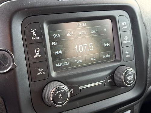 2015 Jeep Renegade — photo 22