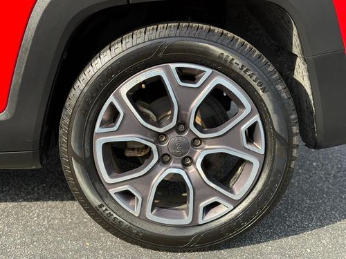 2015 Jeep Renegade — photo 15