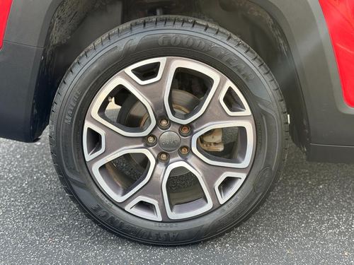 2015 Jeep Renegade — photo 16