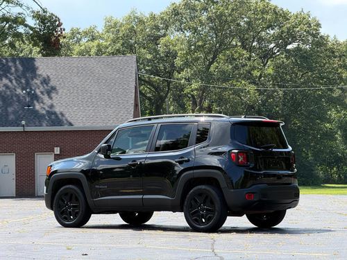 2019 Jeep Renegade — photo 6