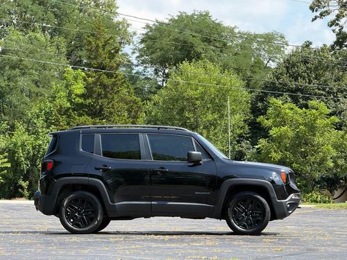 2019 Jeep Renegade — photo 11