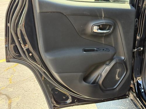 2019 Jeep Renegade — photo 20
