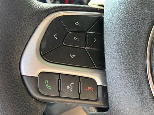 2019 Jeep Renegade — photo 24