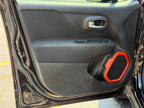 2019 Jeep Renegade — photo 28