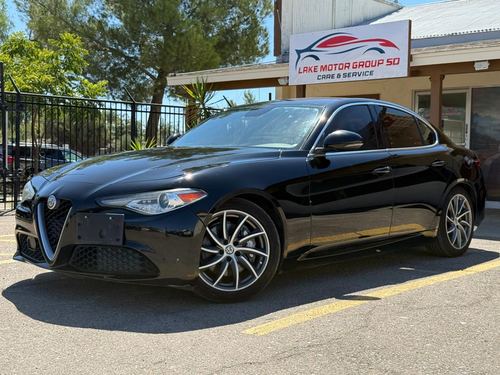 2017 Alfa Romeo Giulia — photo 3