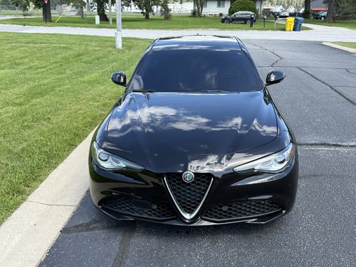 2017 Alfa Romeo Giulia — photo 5