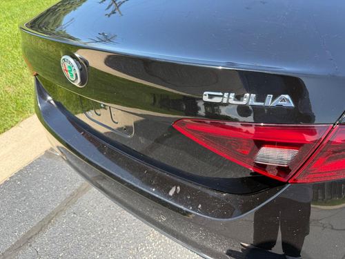 2017 Alfa Romeo Giulia — photo 12