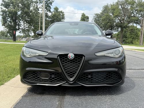 2017 Alfa Romeo Giulia — photo 7