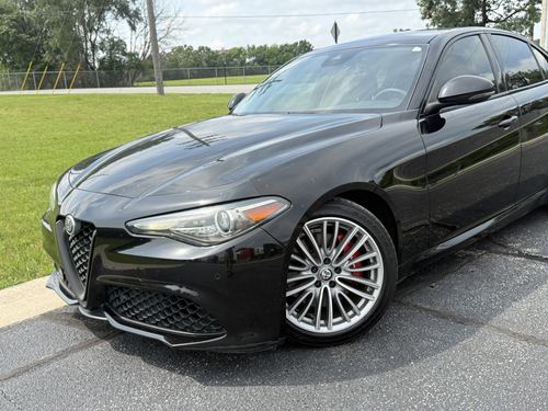 2017 Alfa Romeo Giulia — photo 18