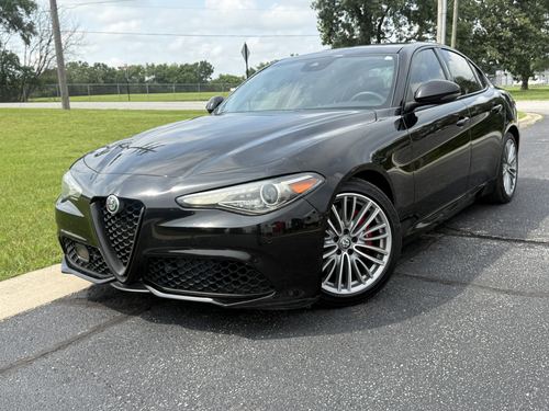 2017 Alfa Romeo Giulia — photo 19