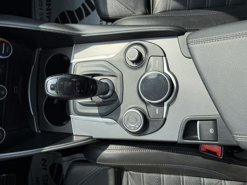 2017 Alfa Romeo Giulia — photo 22