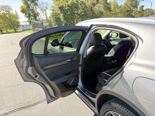 2018 Alfa Romeo Stelvio — photo 37
