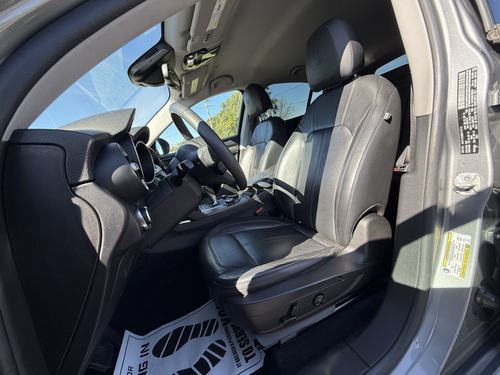 2018 Alfa Romeo Stelvio — photo 40