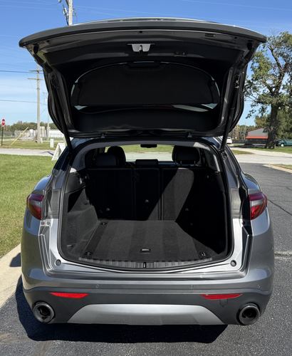 2018 Alfa Romeo Stelvio Ti — photo 37